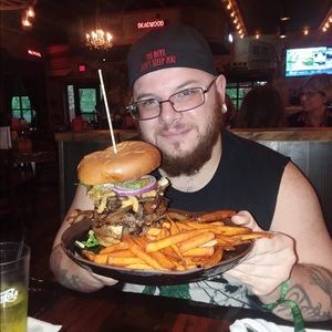 Meet your Posher, Zachary